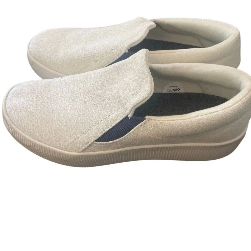 AllBirds women’s size 9 lounger lifts flats white